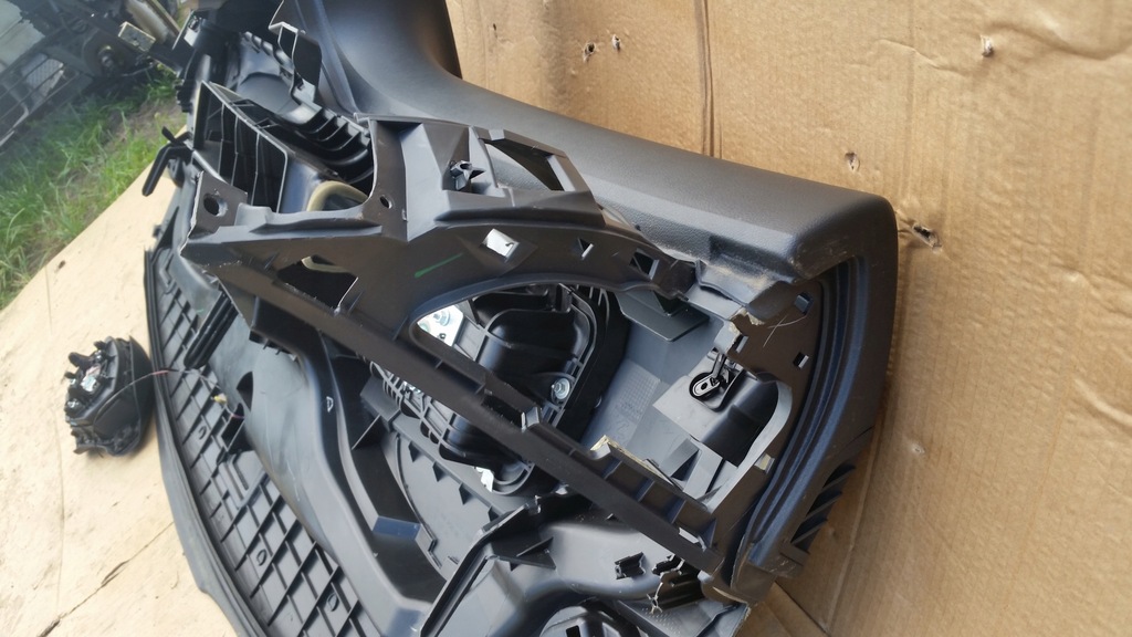 фото №12, Peugeot 5008 i консоль панель приладів подушка безпеки ремені