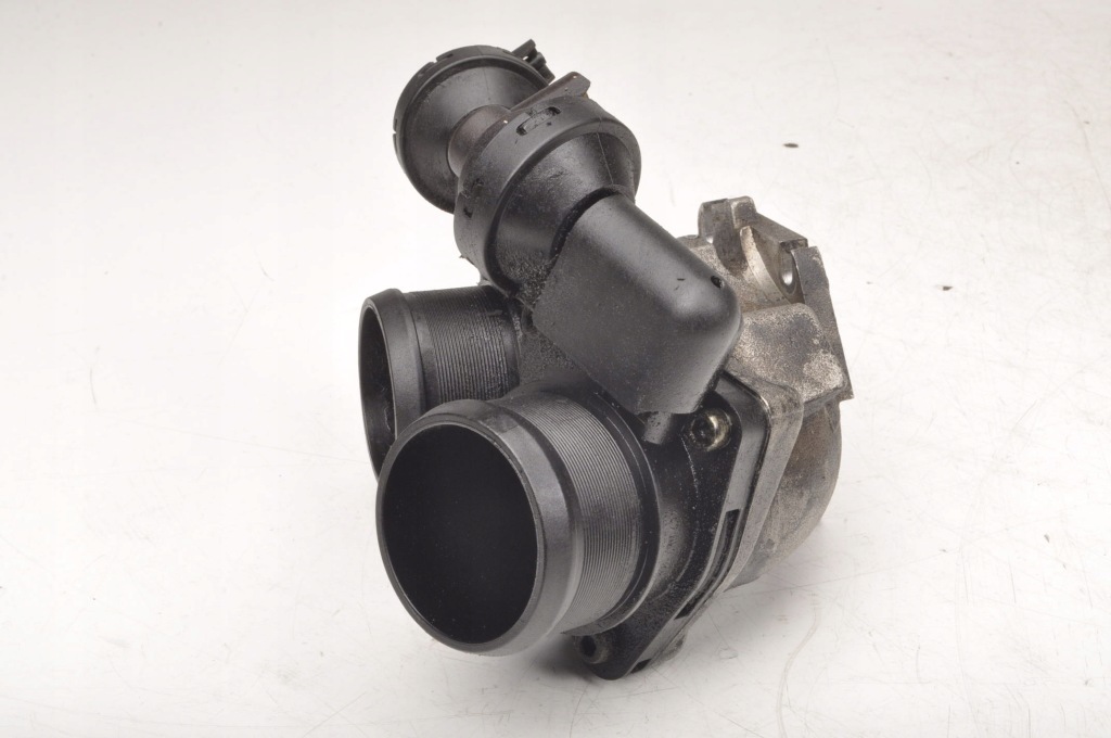 фото №4, Citroen c5 i 2.2 hdi дроссельная заслонка