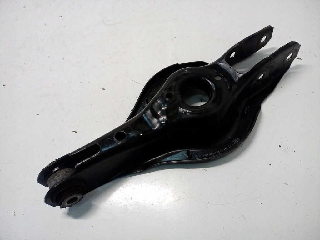 фото №1, Важіль правий задня bmw f32 6867541