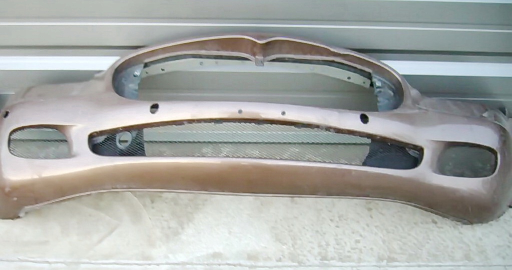 фото №1, Maserati quattroporte решітка бампера ліва