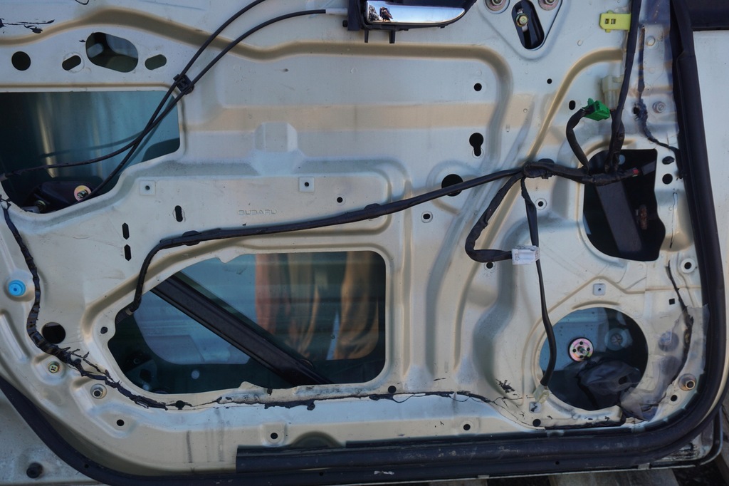 фото №12, Subaru forester ii дверь передние левая 93h молдинг 2002-2005rok золотой