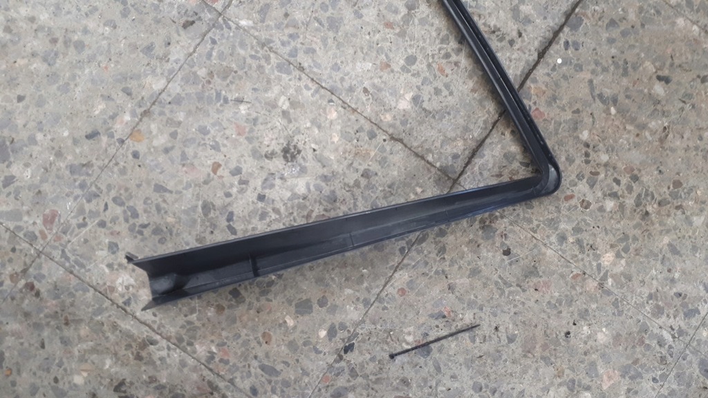 фото №9, A2037250171 рамка двері лівий перед mercedes w203