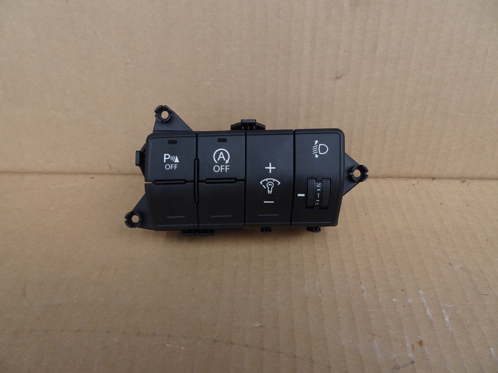 фото №1, Hyundai i30 ii панель регулировка света