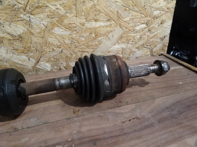 фото №3, Dacia dokker 2016 1,2 tce привідний вал права 391006276r