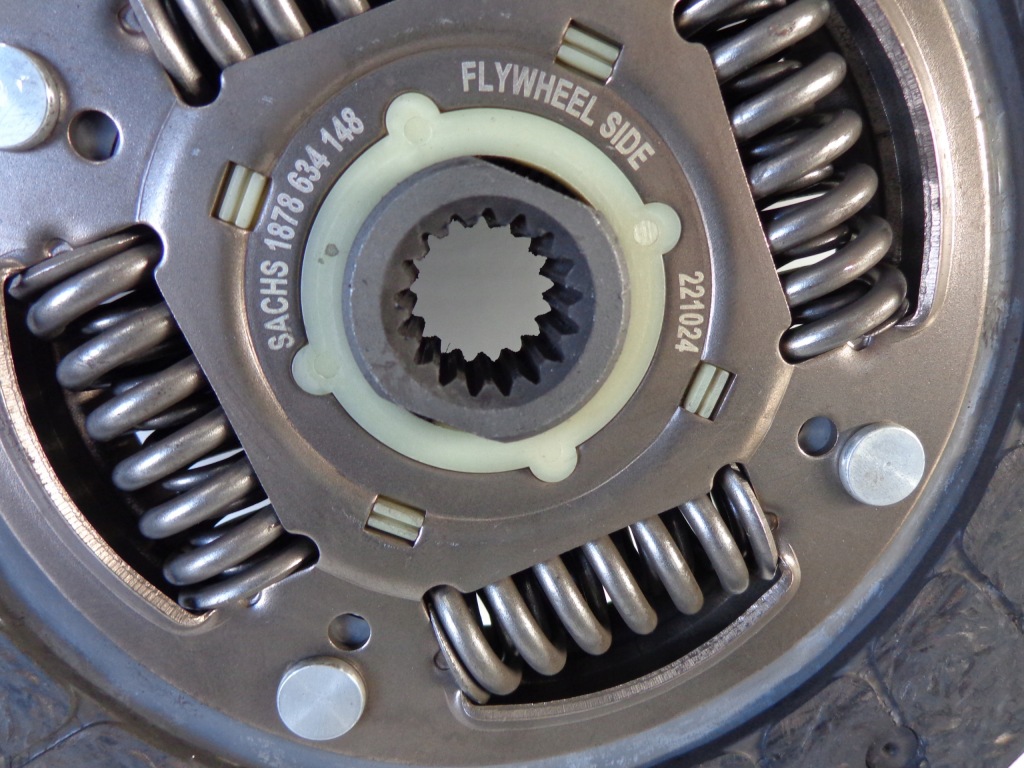 Купить Mini cooper r56 1.6i n16 сцепление + колесо маховик v7561765