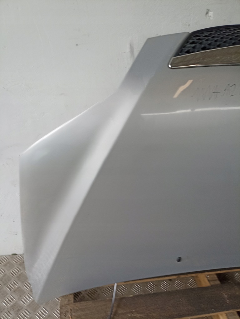 фото №7, Mazda 2 i капот кришка двигуна