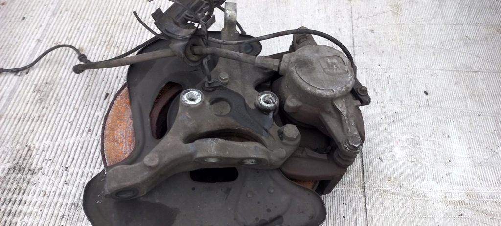 фото №8, Ступиця поворотний кулак правий перед mercedes w204 1,8b