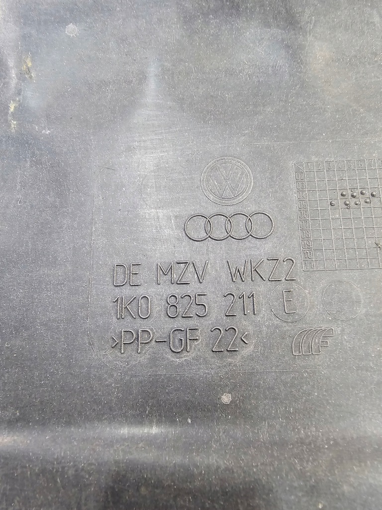 фото №10, Захист підвіска ліва audi a3 8p 1k0825211e