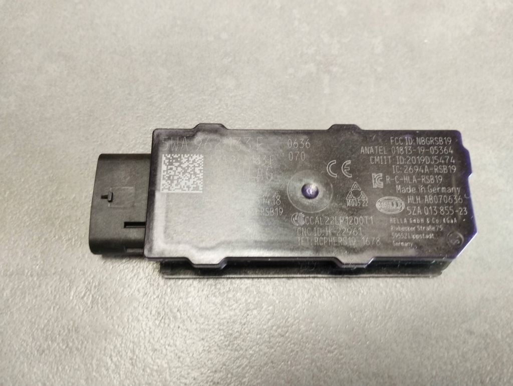 фото №1, Seat leon iv 2024 антена keyless 5wa962133f