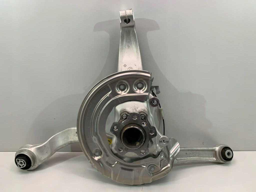 фото №1, Bmw 6 g32 поворотний кулак лівий перед 2wd 6884377