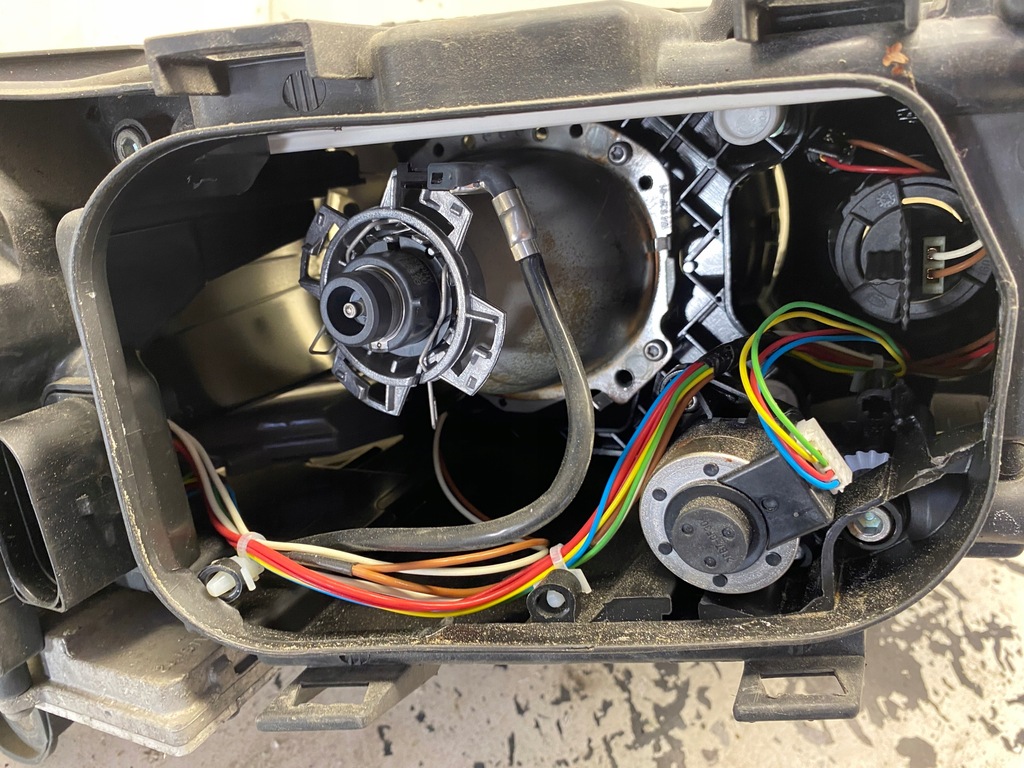 фото №11, Audi a6 c6 лампа лівий перед ксенон 4f0941003ak