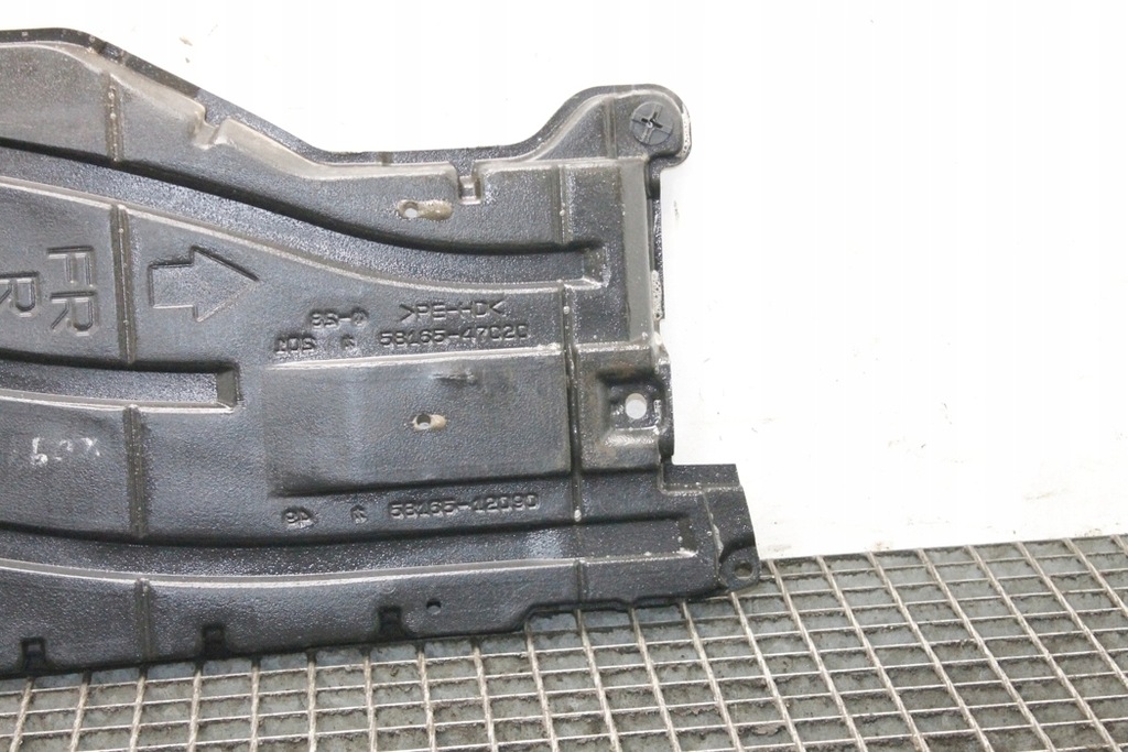 фото №7, Правая защита подвеска toyota auris _e15_ 5816547020 1.8l hybrid 73kw 2011