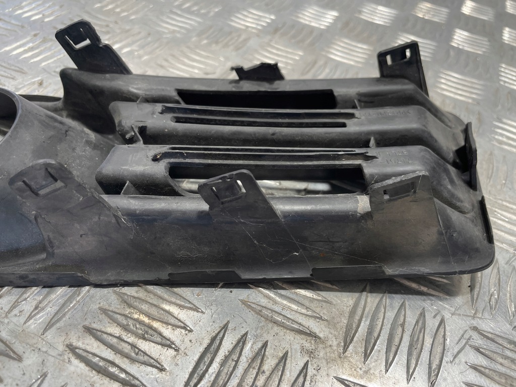 фото №8, Решётка бампера правая suzuki kizashi 71751-57l1