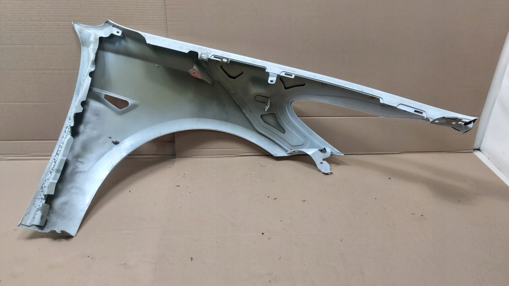 Купити Крило ліве перед передній tesla model 3 оригінальний