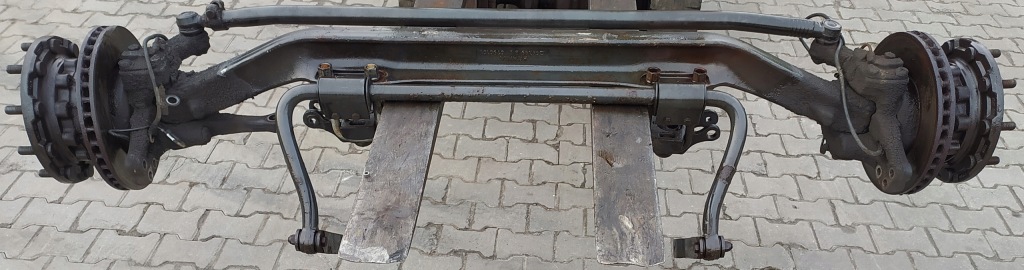 Купити Scania r420 комплектна балка поворотний кулак oś передня 1354399 відсутній супортів