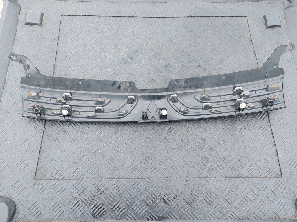 фото №5, Решётка радиатора решётка радиатора 7405a743 mitsubishi outlander 3 iii