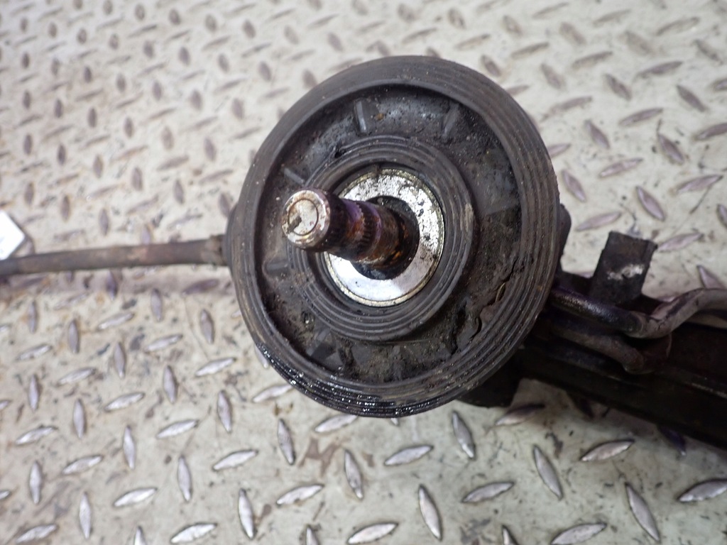 фото №8, Hyundai trajet 2.0 crdi трансмиссия рулевая рулевая рейка 57700-3a000