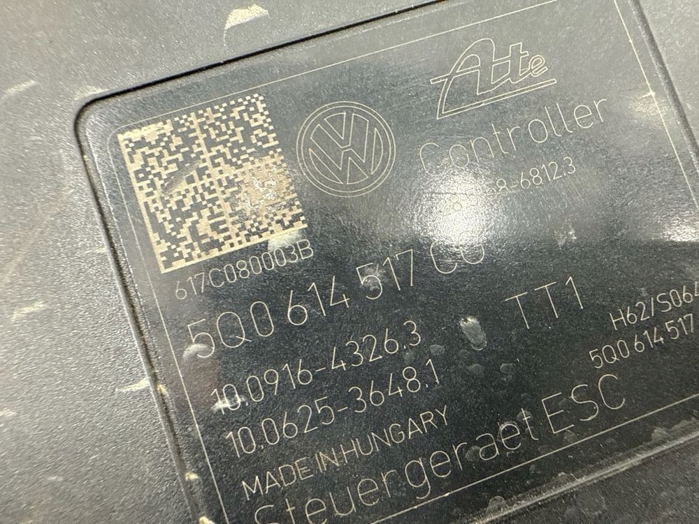 фото №8, Audi a3 s3 8v 2018 механический насос abs 1498cm3 110kw 1498cm3