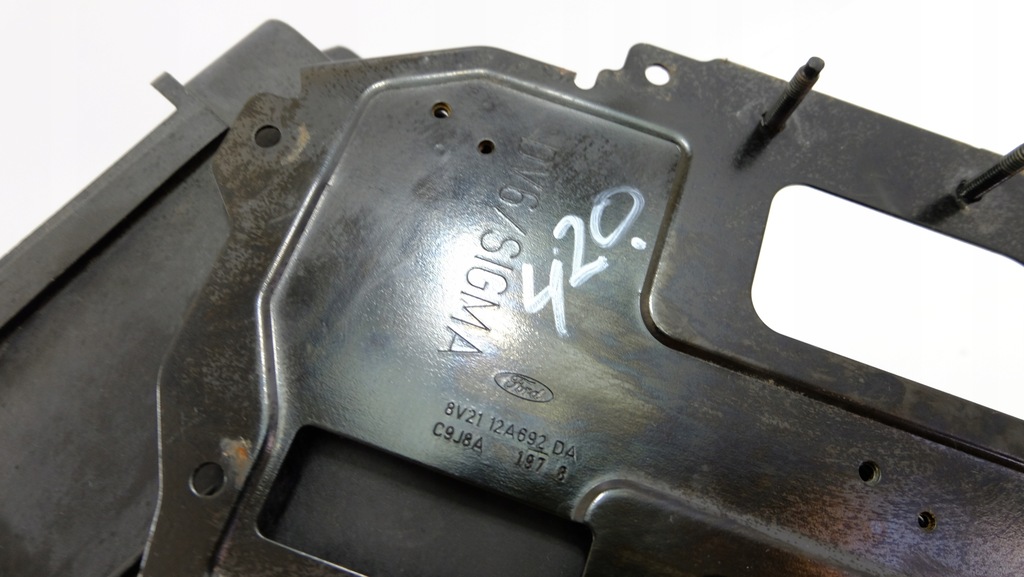 фото №8, Ford fiesta mk7 корпус аккумулятор