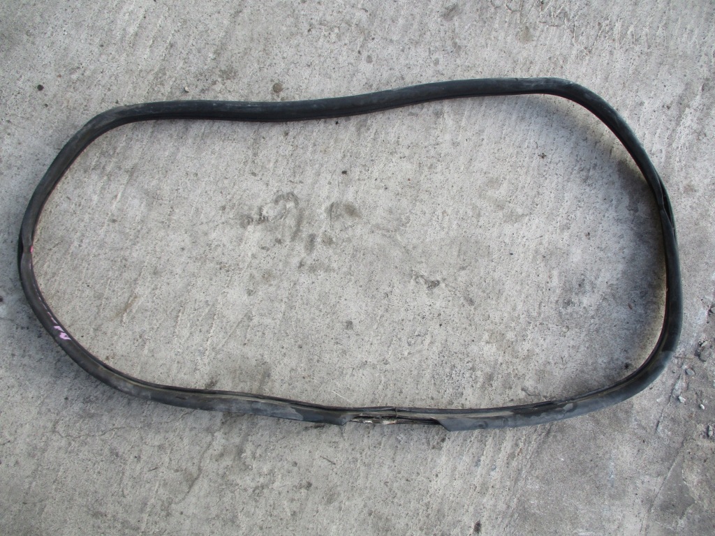 фото №1, Прокладка багажника maserati quattroporte