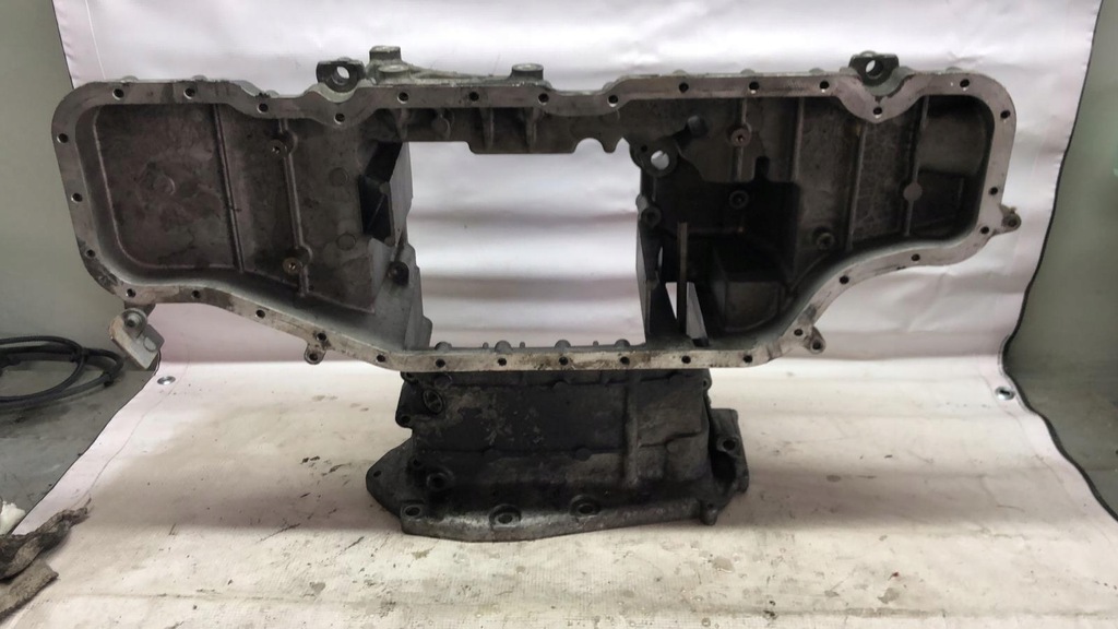 фото №1, Поддон масляная audi 3.0 tdi 059103603af