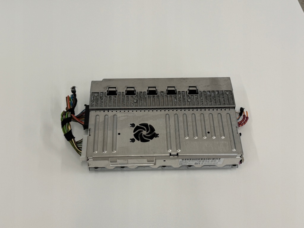 фото №1, Mercedes w221 w216 усилитель harman 2218208789 be9021