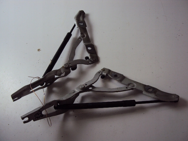 фото №2, Петли крышки задняя bmw serii 3 e92