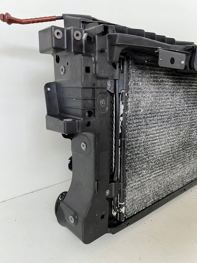 фото №8, Pas передній радіатор vw volkswagen tiguan 5n0