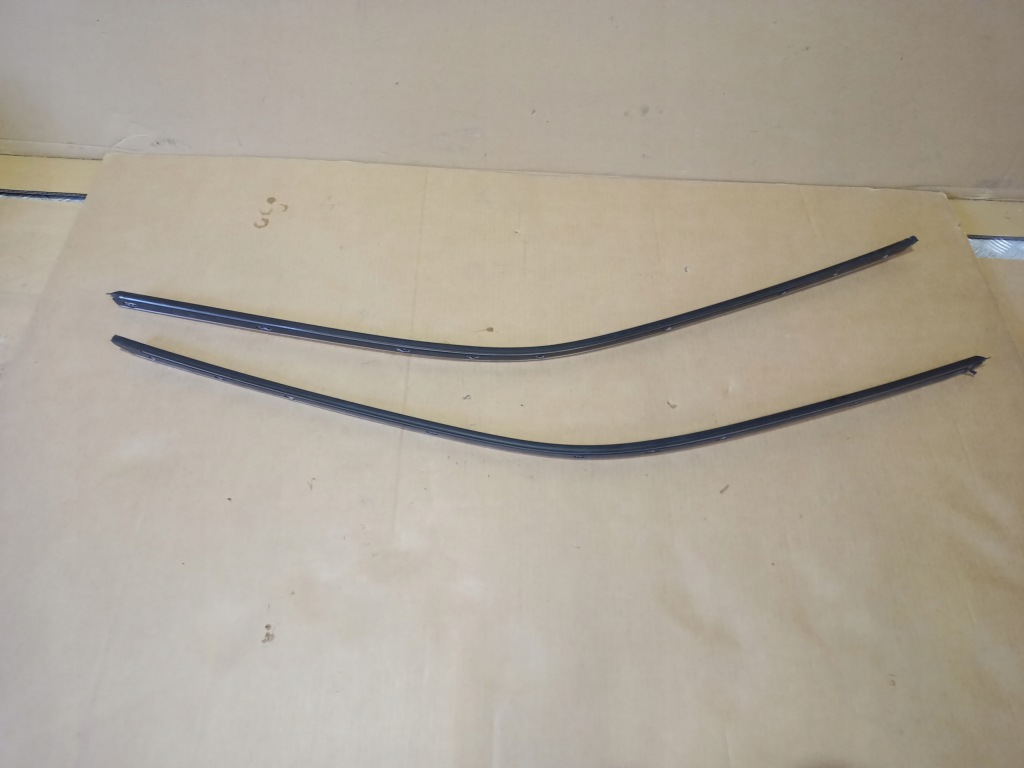 фото №1, Dodge challenger 2015+ молдинг przydachowa лоток