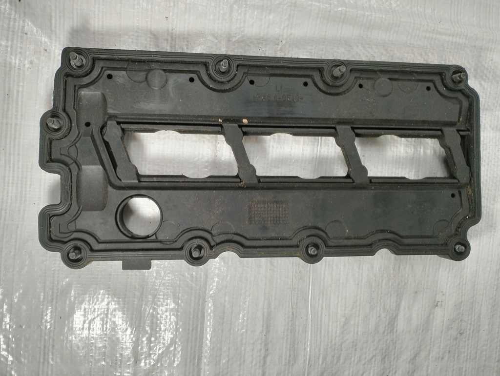 фото №1, Pokrywaw клапанов audi a8 s8 d3 4e lift 4e0819632c