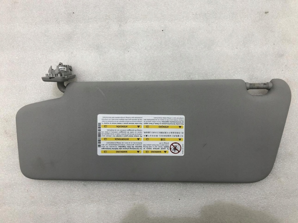 фото №3, Защита солнцезащитная правая mercedes w204