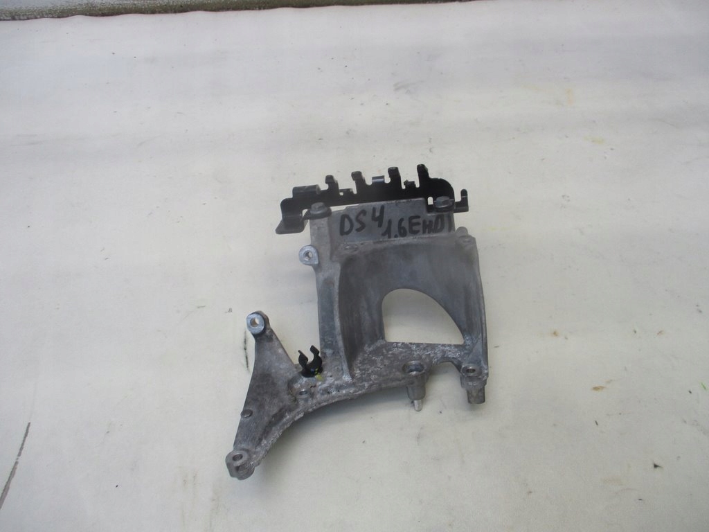 фото №1, Кронштейн фильтра топлива citroen ds4 1.6 ehdi