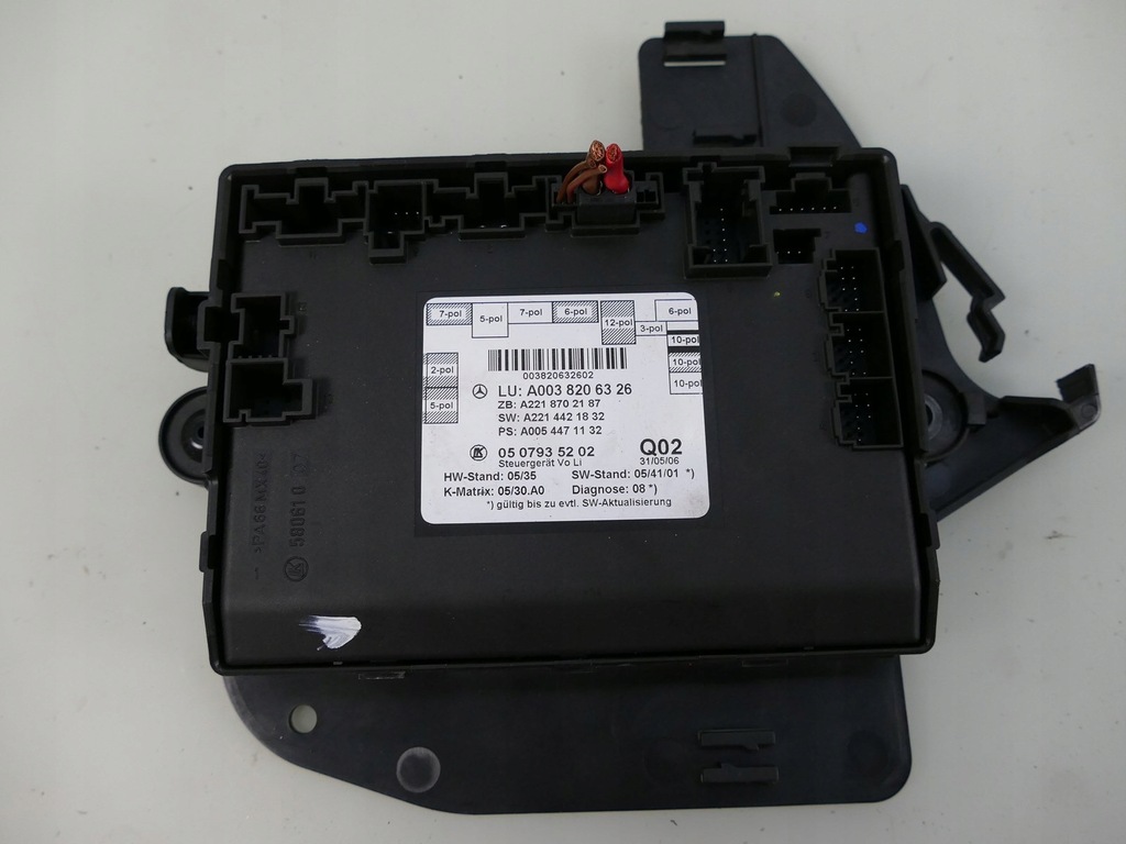 фото №1, Mercedes s w221 блок управления дверь модуль бортовой компьютер