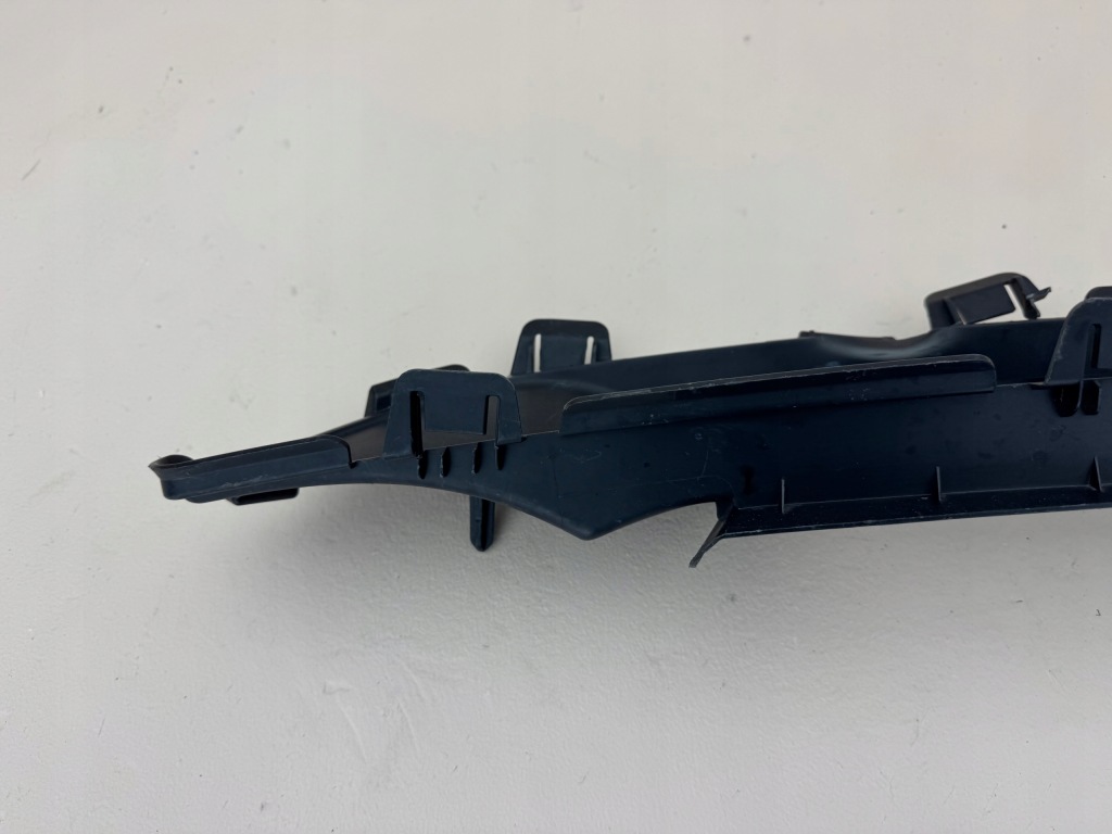 Купить Tesla model y 22r- решётка решётка радиатора бампера средняя 1493759-00