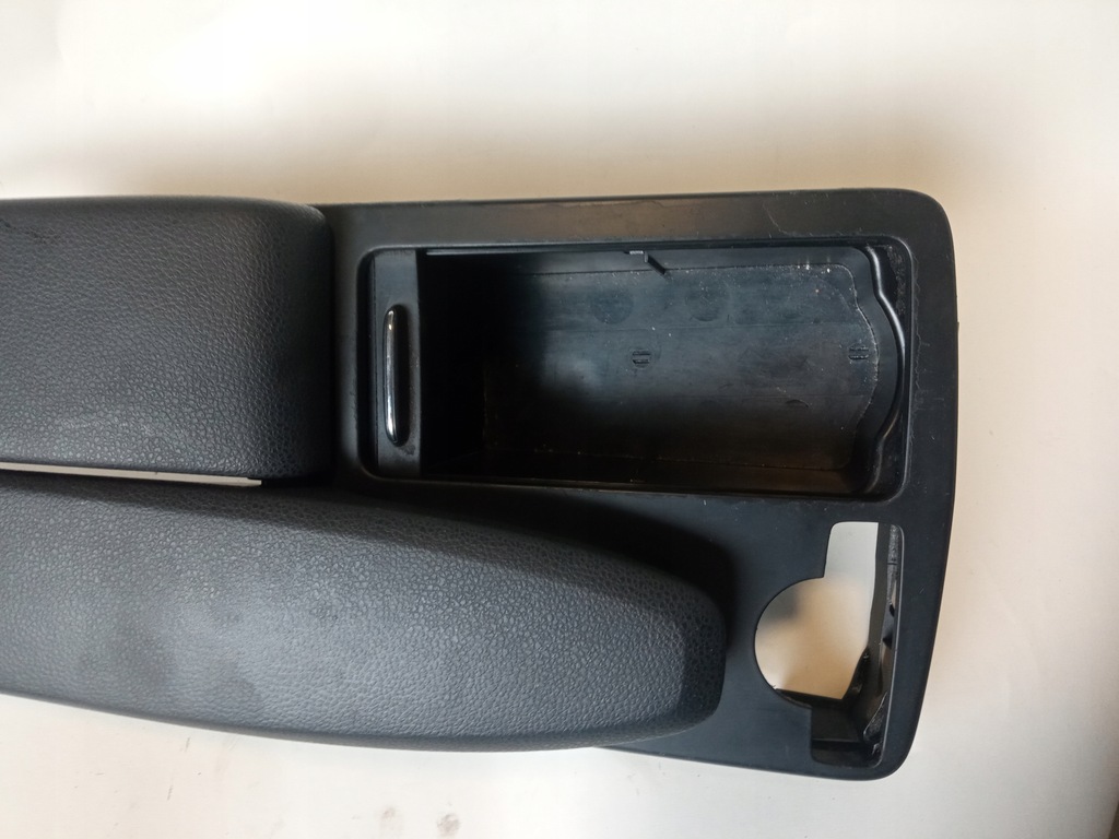 фото №13, Тунель підлокітник mercedes w204 a2046801339