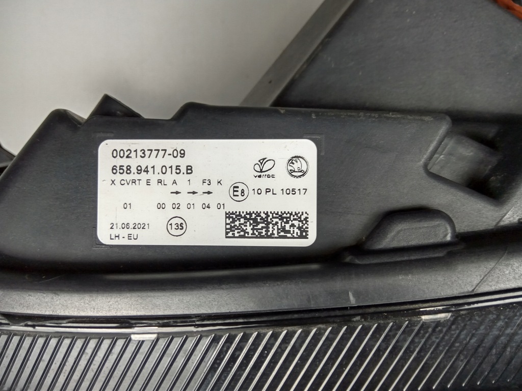 фото №12, Skoda kamiq лампа ліва перед передня full led