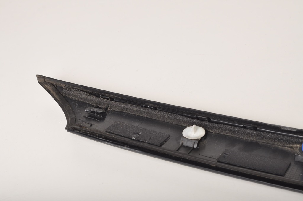 фото №7, Hyundai veloster i молдинг стекло передней лобовое 86180-2v000 правая