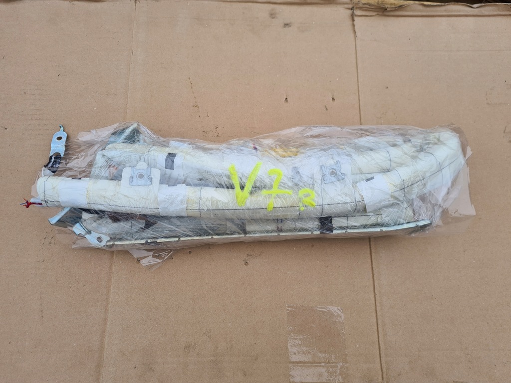 фото №1, Toyota verso 09-18 шторка безопасности правая