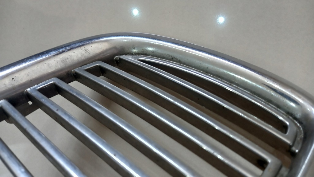 фото №9, Решітка радіатора решітка радіатора передній volvo v70 04-07 lift