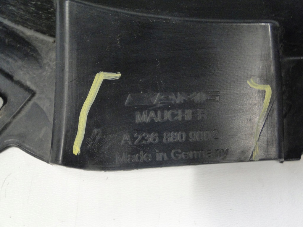 Купить Mercedes подкрылок передние правое amg часть 1 передняя cle 236 c236 a236