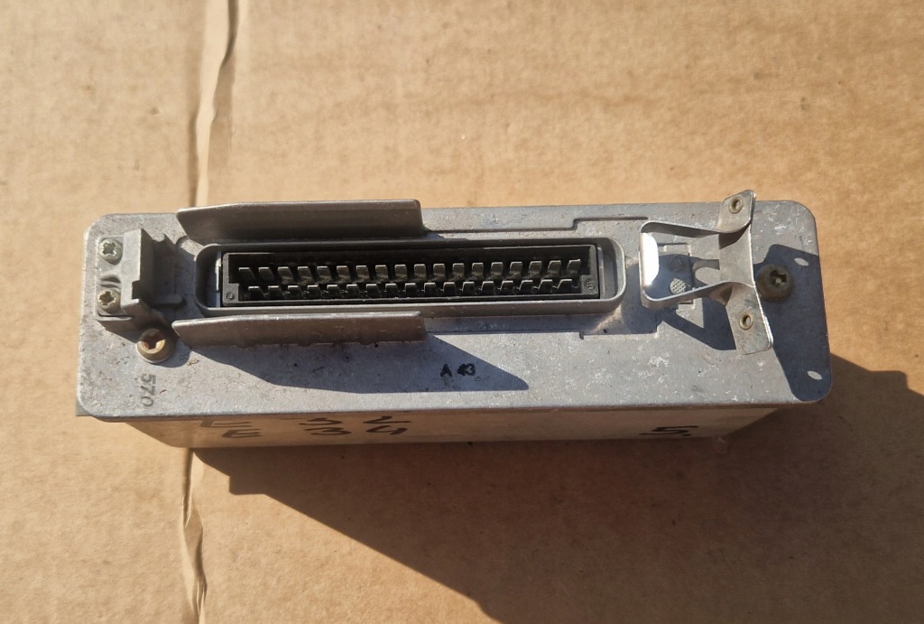 фото №5, Bmw e32 e34 бортовий комп'ютер блок керування abs bosch 0265100045 7500007 34521158424