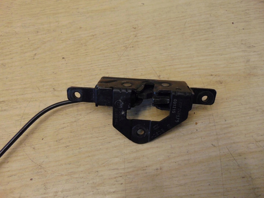 фото №4, Замок крышки багажника правый задняя bmw x5 e53