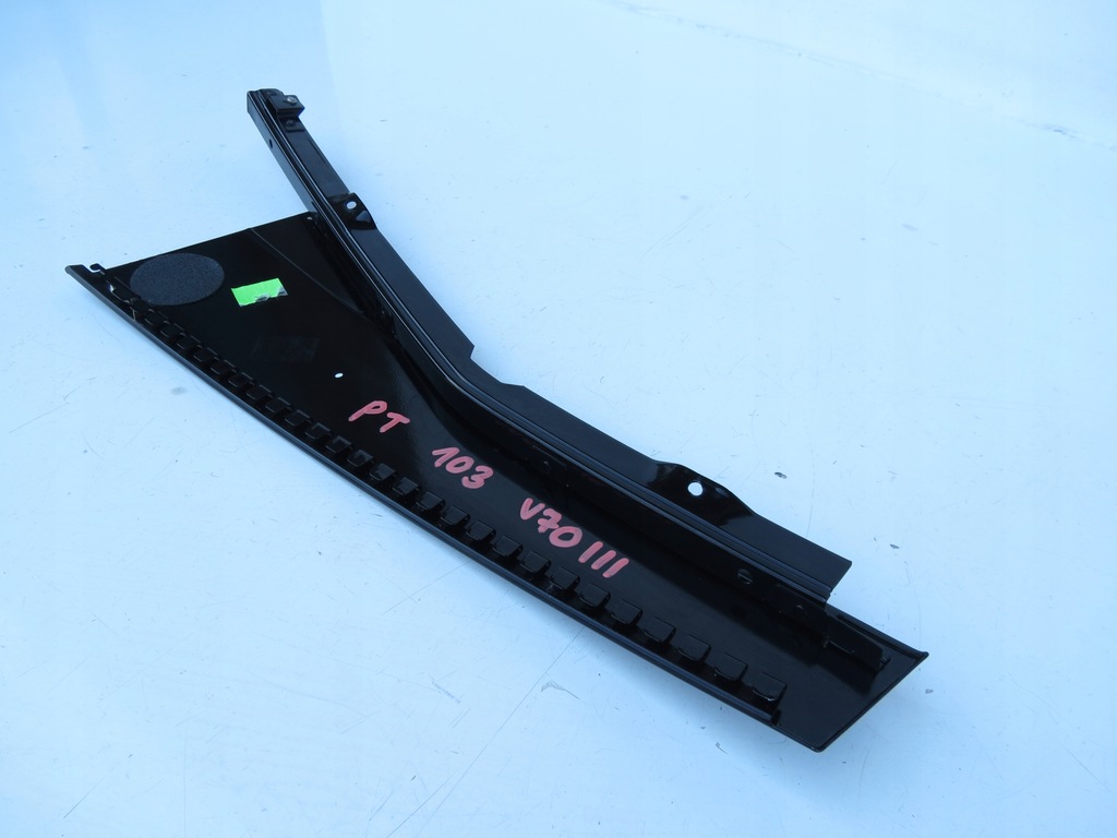 фото №10, Молдинг дверь стекло правый задняя volvo v70 iii xc70 ii