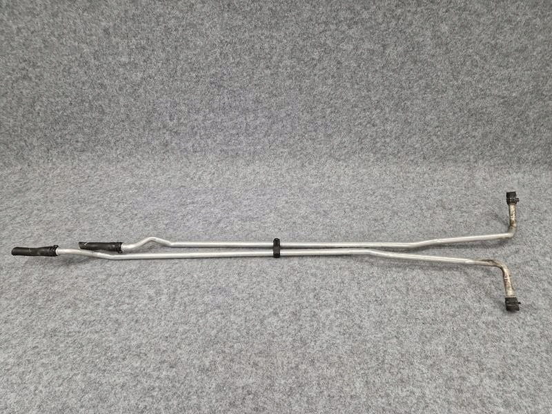 фото №1, Porsche carrera 911 992 992815663b шланг труба wąż радіатора оригінальний номер