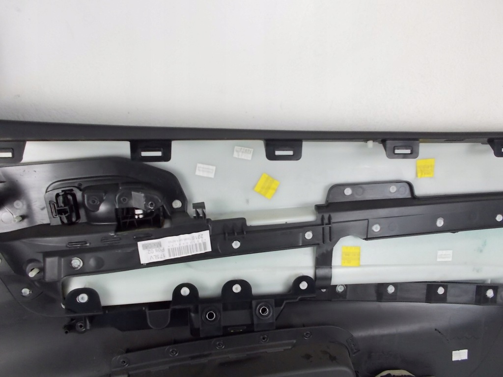 фото №9, Обшивка оббивка ліва 30661345 lh volvo c30 rok 06-10