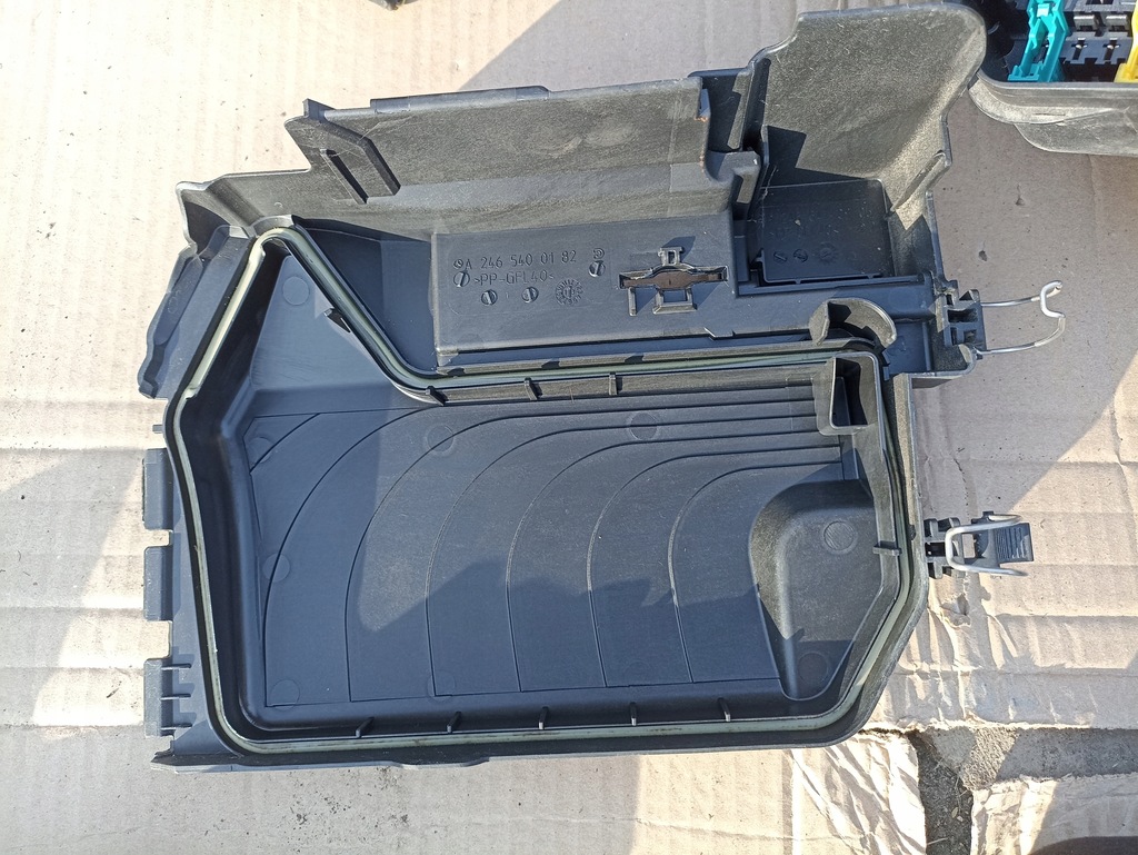 фото №7, Электропроводка жгут отсек двигателя 2.2 cdi mercedes w117 c117