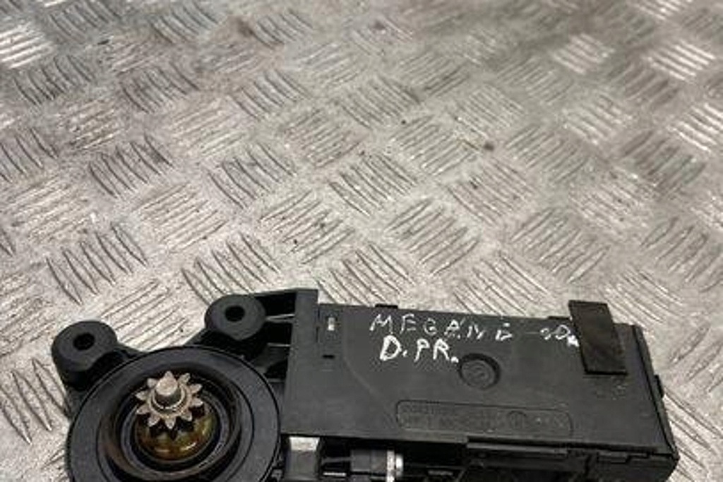 фото №1, Моторчик скло передніх правих двері renault