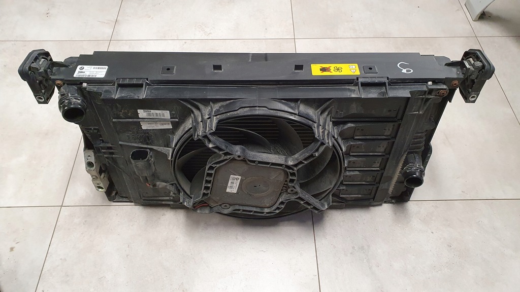 фото №7, Bmw i3 радіатор вентилятор pas передній