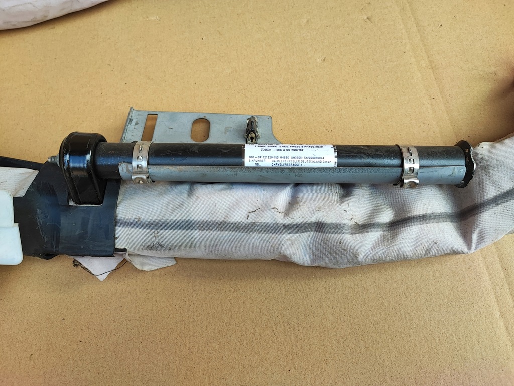 фото №11, Chrysler grand voyager iv шторка безопасности левая