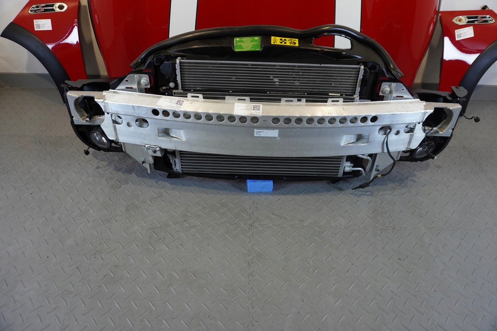 фото №7, Капот бамперы дверь подвеска mini r53 75km 851